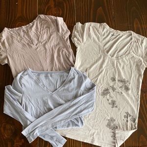 Gap maternity shirt lot